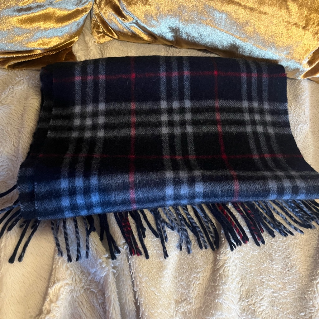Burberry 100% Cashmere Navy Fringe Scarf